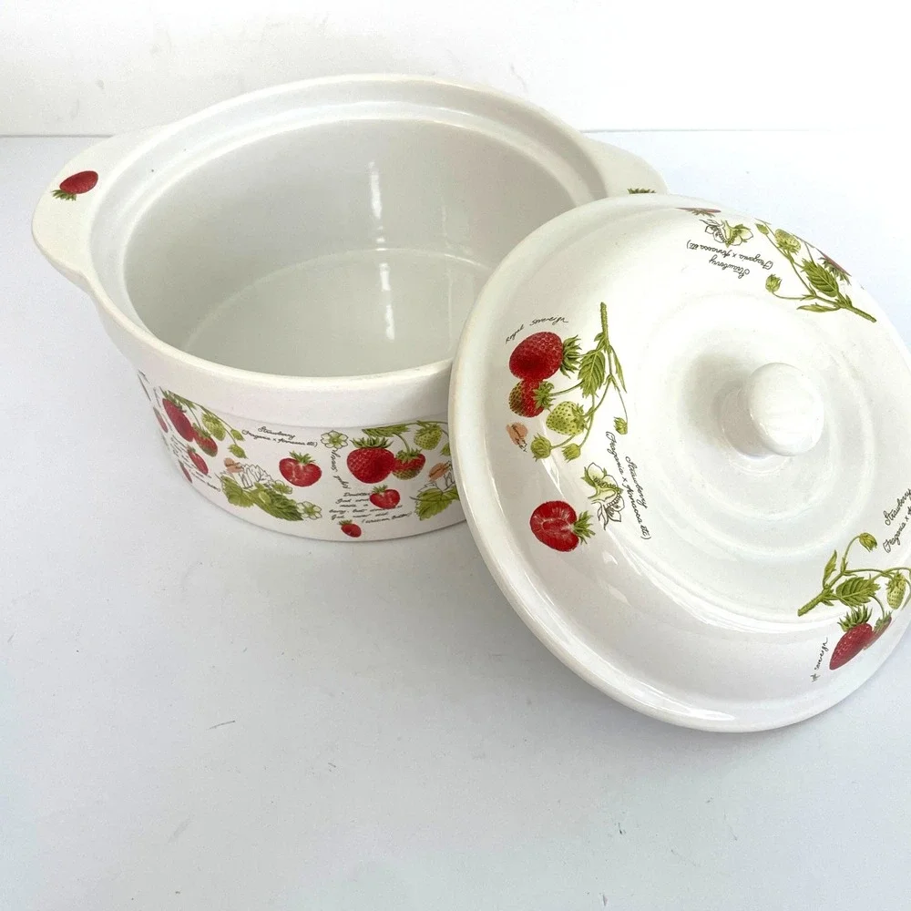 Vtg‎ 90s Kent Pottery New Fruit Strawberry Ceramic Lidded Casserole Dish